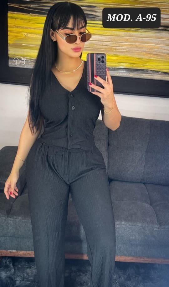 CONJUNTO A-95 NEGRO.