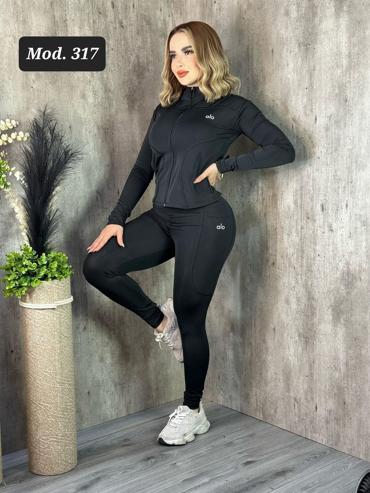 CONJ. DEPORTIVO LICRA MOD. 317 UNITALLA